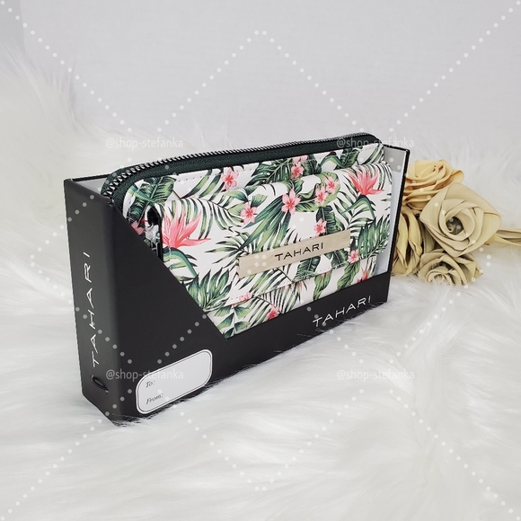 🌿 Tahari Floral Wristlet Wallet 💫 - Picture 4 of 8